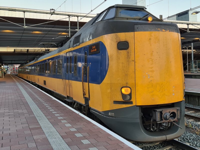 De 4011 die eerder op Rotterdam Centraal te vinden was. (Foto: Treinenweb.nl)