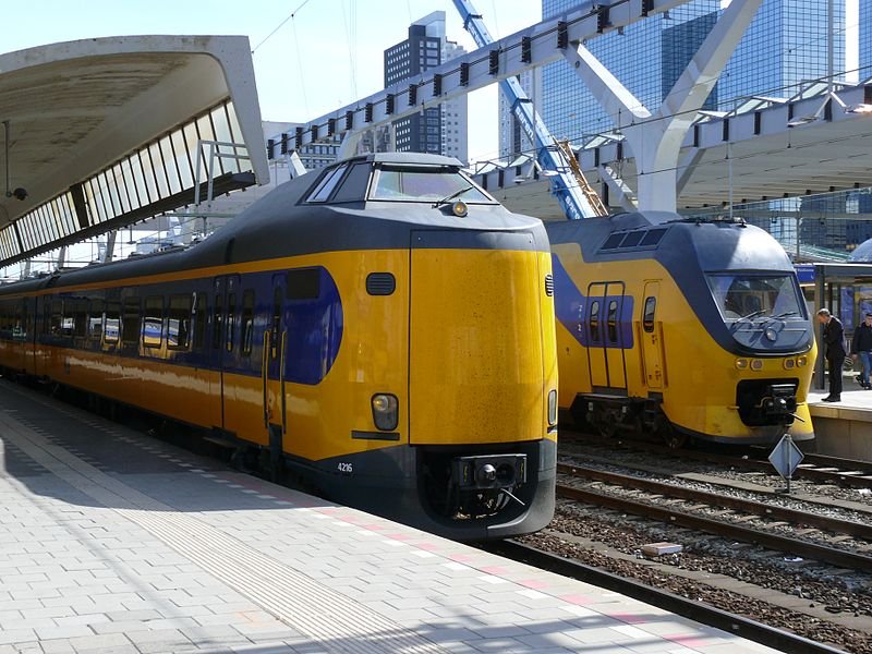 NS En ProRail Verlengen Contract Nuon Voor Schone Energie Op Stations ...