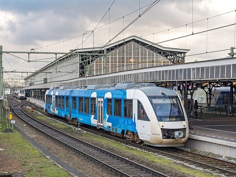 Een Lint-trein van Keolis op station Hengelo. (Foto: Rob Dammers)