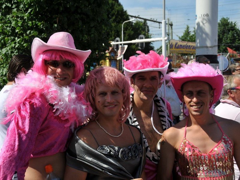 NS rijdt extra en langere treinen tijdens Tilburgse kermis en Roze Maandag - Treinenweb