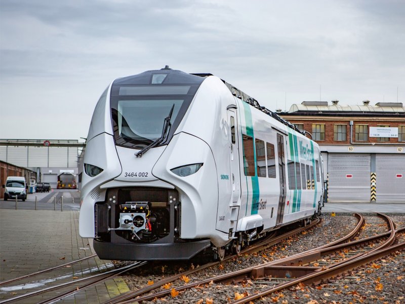 De nieuwe Mireo Smart op het werkplaatsterrein bij Krefeld (D). (Foto: Siemens AG)