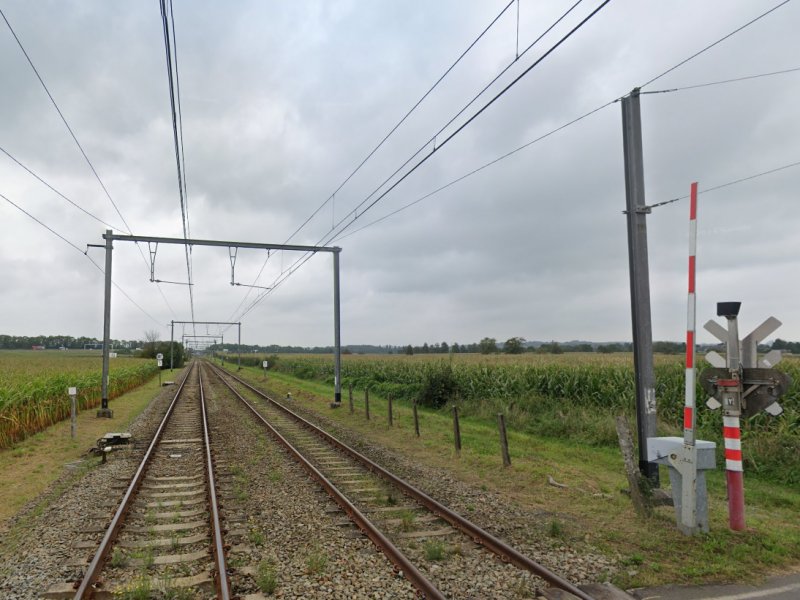 Een archieffoto van het spoor tussen Luik en Eijsden wat momenteel hersteld wordt door Infrabel. (Foto: Google Streetview)