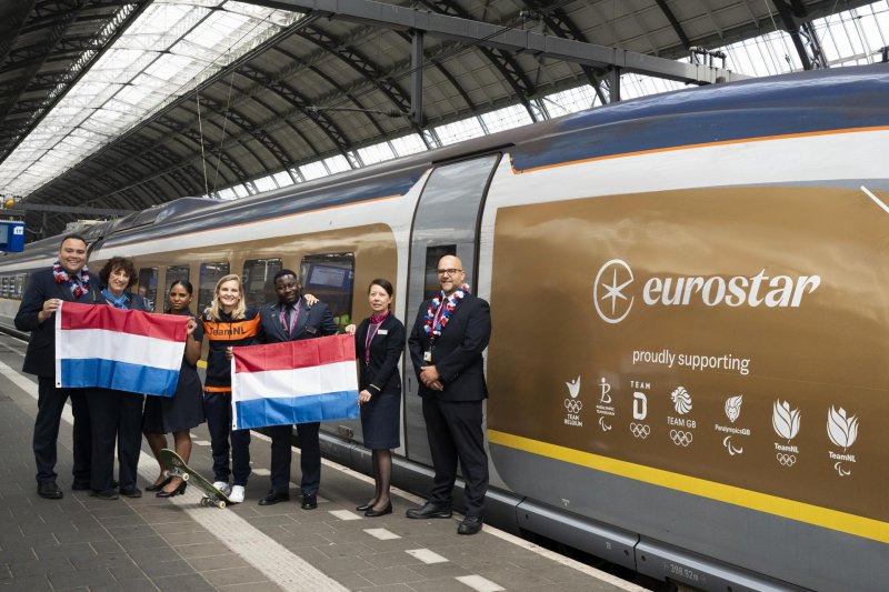 De gouden Eurostar-trein die vrijdag gepresenteerd is. (Foto: Eurostar)