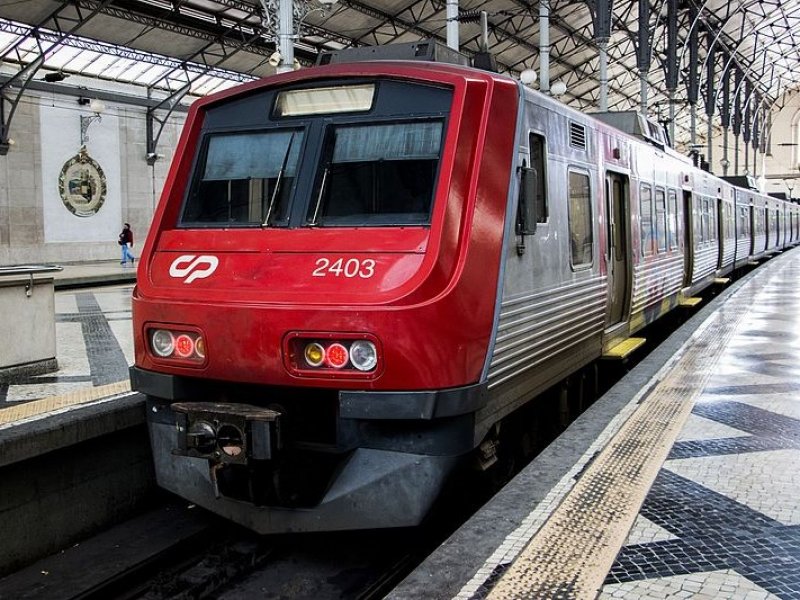 Ook Portugal komt met goedkoop reisabonnement voor openbaar vervoer - Treinenweb