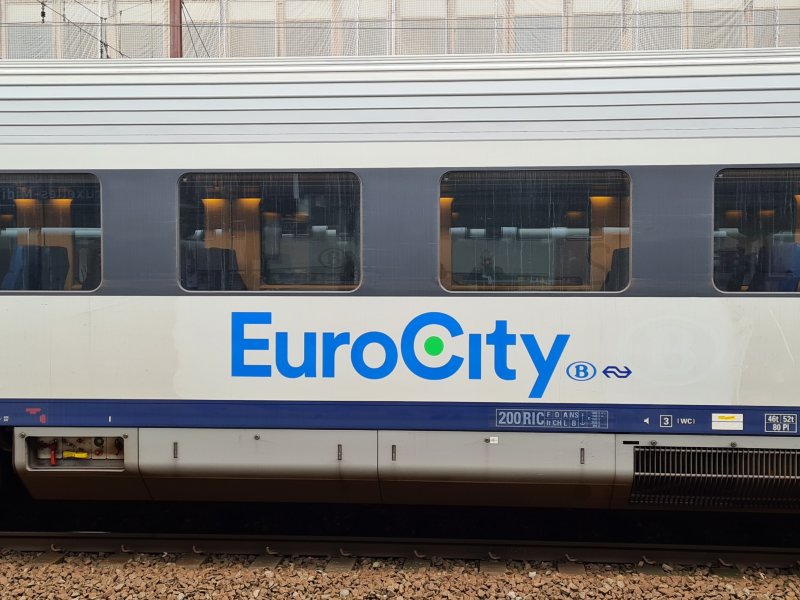 De Eurocity heeft binnen Belgi een eigen logo gekregen. (Foto: Treinenweb)