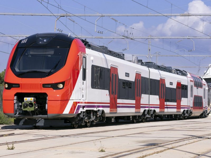 De rode kleurstelling is voor Renfe. (Foto: Alstom)