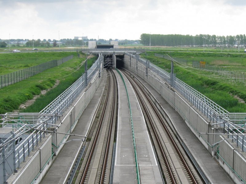 De Groene Harttunnel is nu ook volledig voorzien van mobiel bereik. (Foto: Spag85)