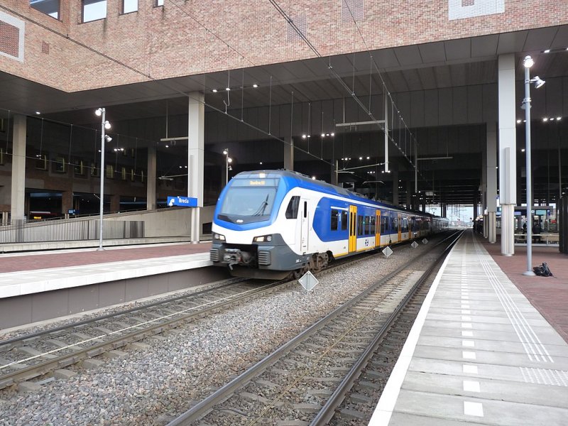 Het station van Breda waar dinsdagmiddag een verward persoon mensen zou hebben aangevallen met een mes. (Foto: Smiley.Toerist)