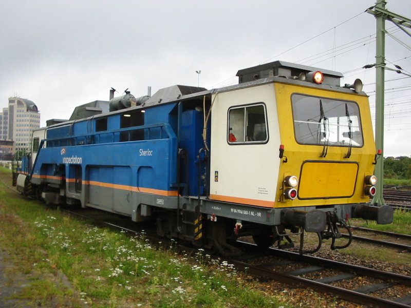 Een videoschouwtrein die in razendsnel tempo foto's of video's van het spoor maakt. (Foto: RenV)