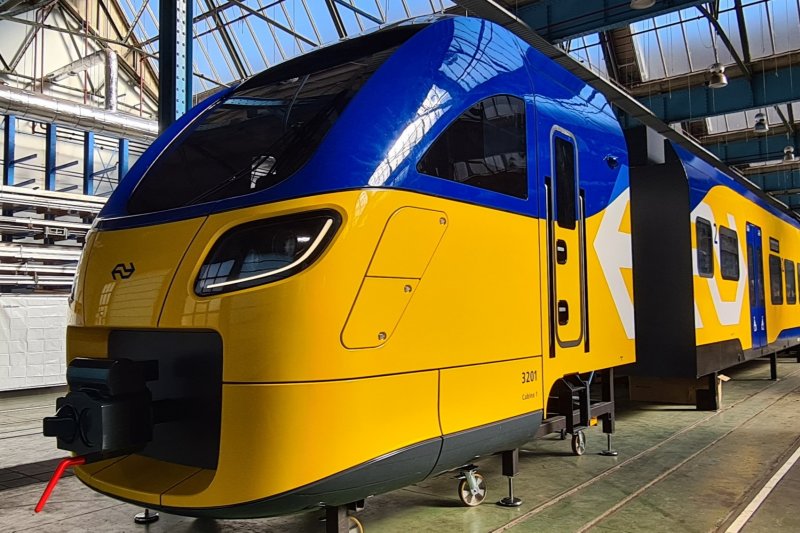 De presentatie van de nieuwe Dubbeldekker Nieuwe Generatie tijdens de presentatie van de jaarcijfers. (Rechten: Treinenweb)